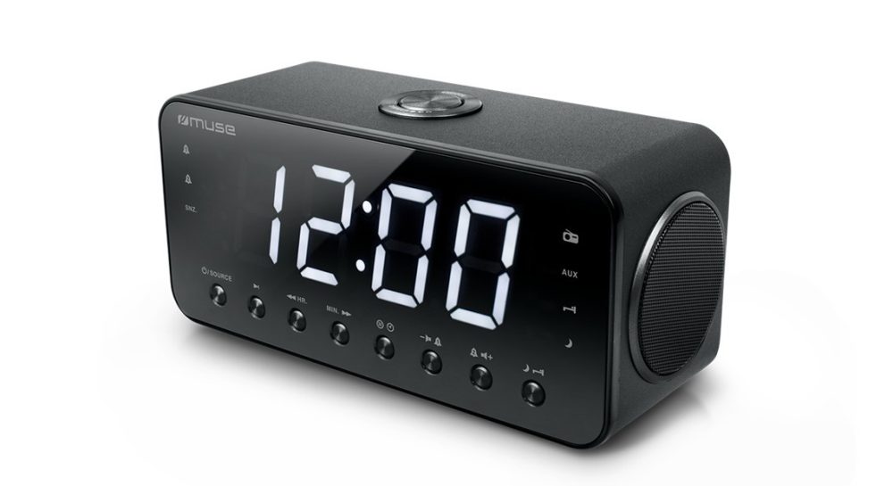 Радиочасы с USB Muse M-192 CR
