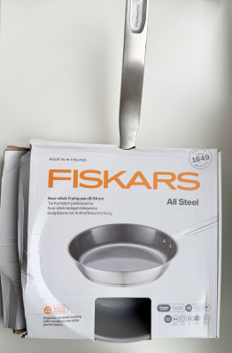 Сковорода Fiskars All Steel матова 24 см 1064743_U (уцінка)